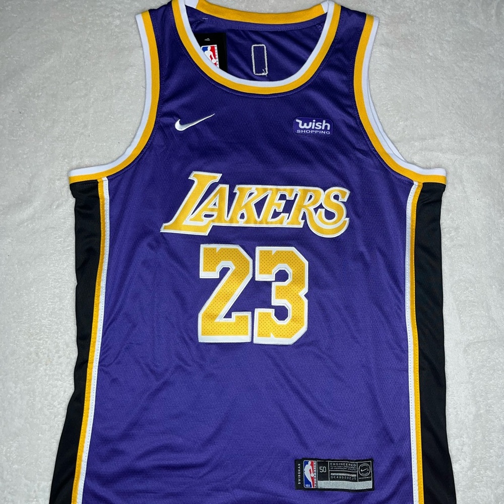 Los Angeles Lakers Lebron James Statement Edition - size 50 Large (L)